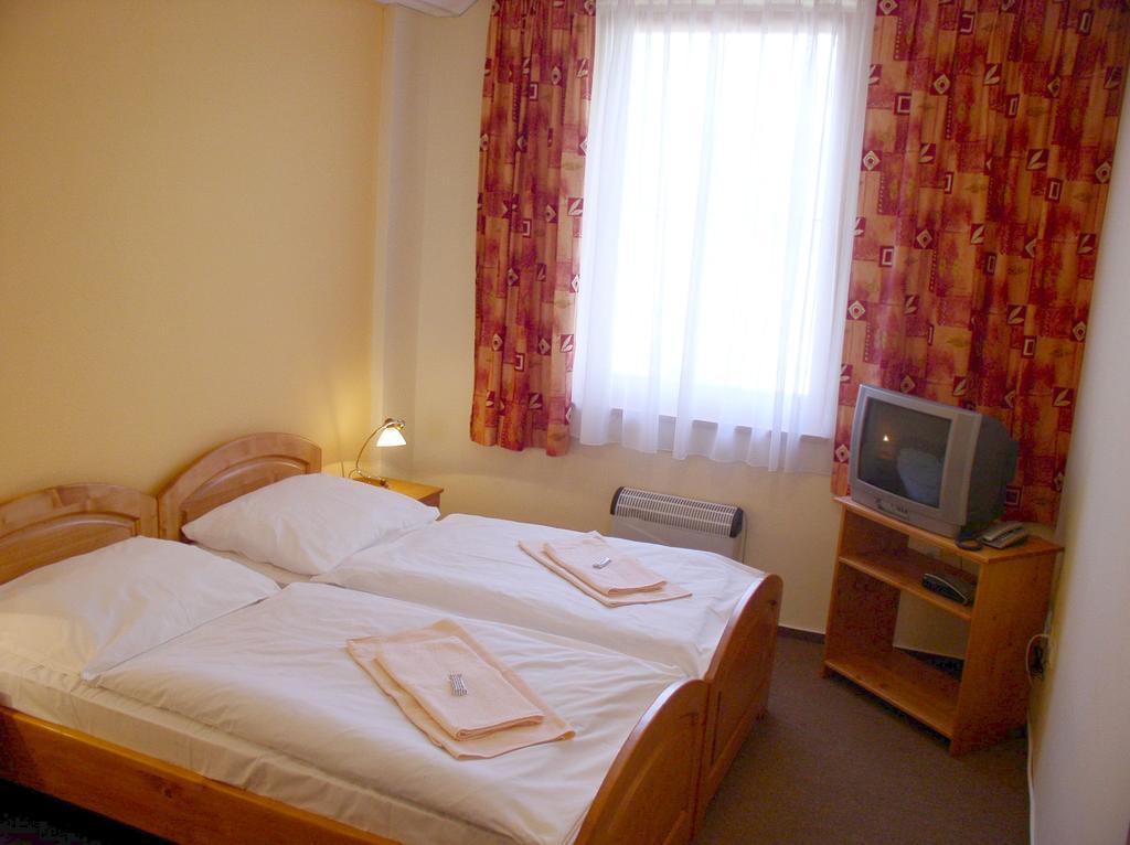 Motel Ranc Ruzomberok Eksteriør billede